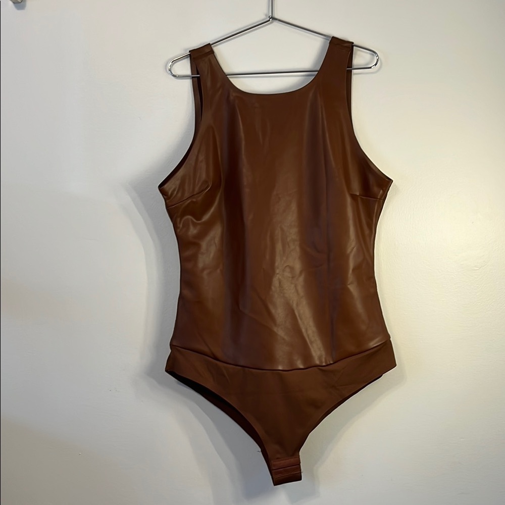 Brown Sleeveless Bodysuit with Metallic‎ Sheen